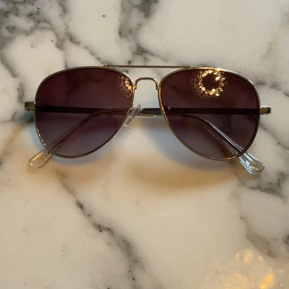 NWOT JCrew Gold Tone Aviator Sunglasses Brown Lenses Missing One Nose Shield